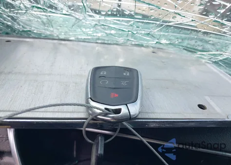 2016 Cadillac Srx Luxury Collection z USA, uszkodzony, nr VIN 3GYFNBE33GS585891